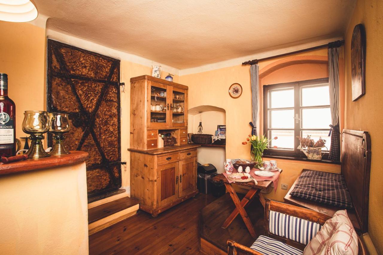 Pension Cert A Kaca Чеський Крумлов Екстер'єр фото